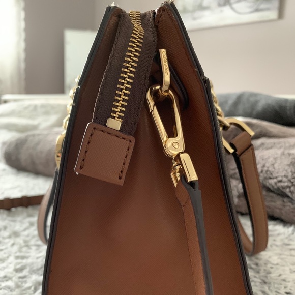 Calvin Klein purse - Picture 3 of 5